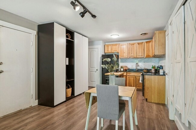 Photo - 127 S 800 E Apartment