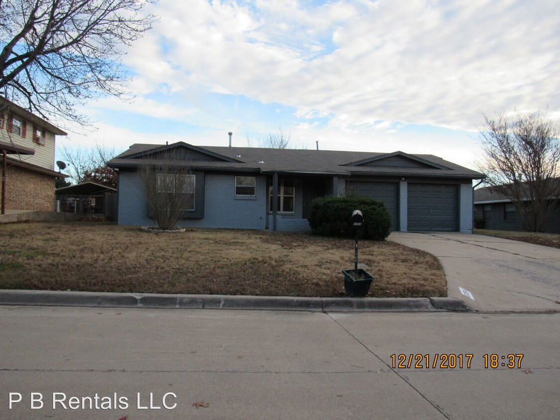Primary Photo - 3 br, 1.5 bath House - 6726 SW Embassy Circle