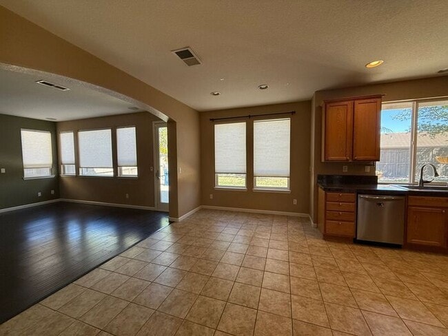 Building Photo - COMING SOON! Spacious 4 Bed 3 Bath Two-Story Home in Curti Ranch