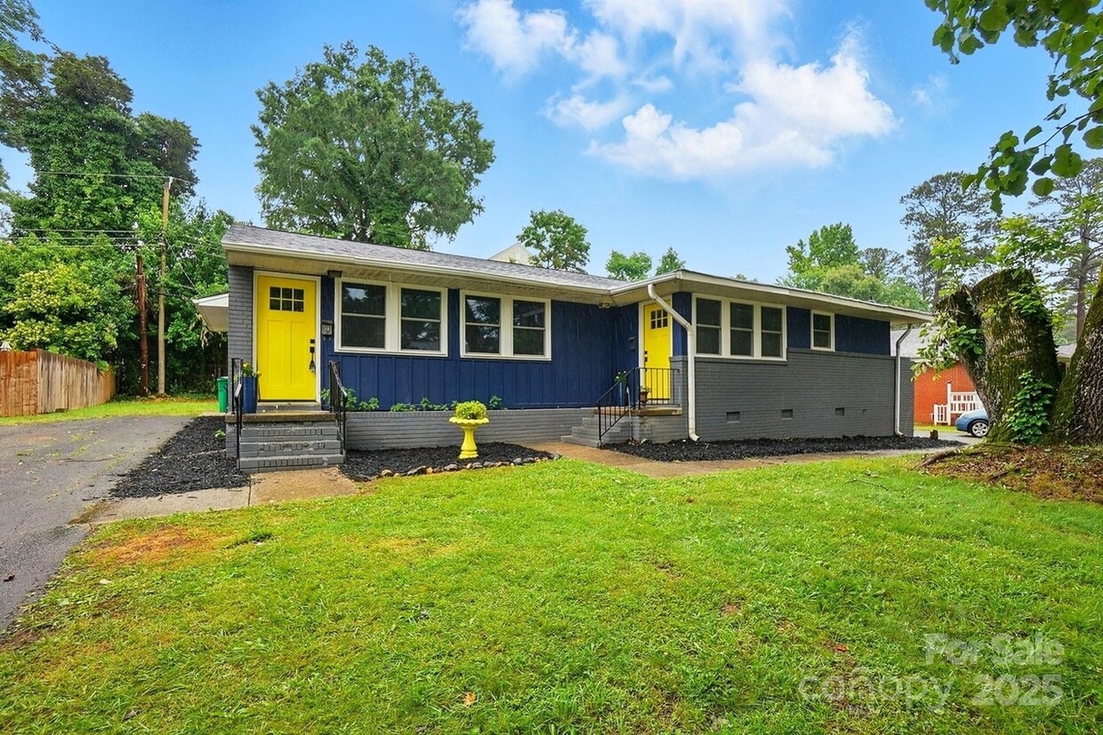 Primary Photo - 1412 Wembley Dr