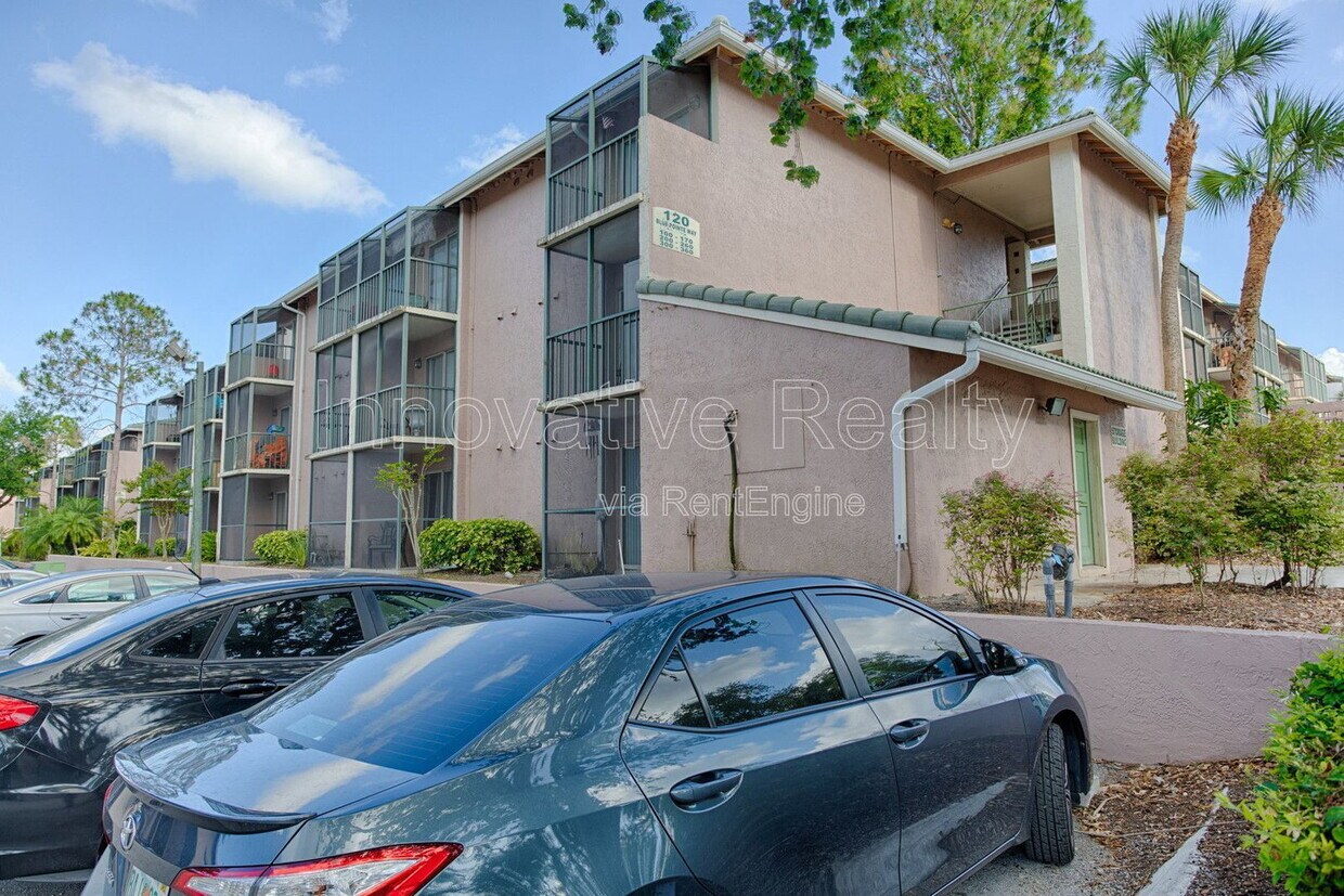 Photo - 120 Blue Pointe Way