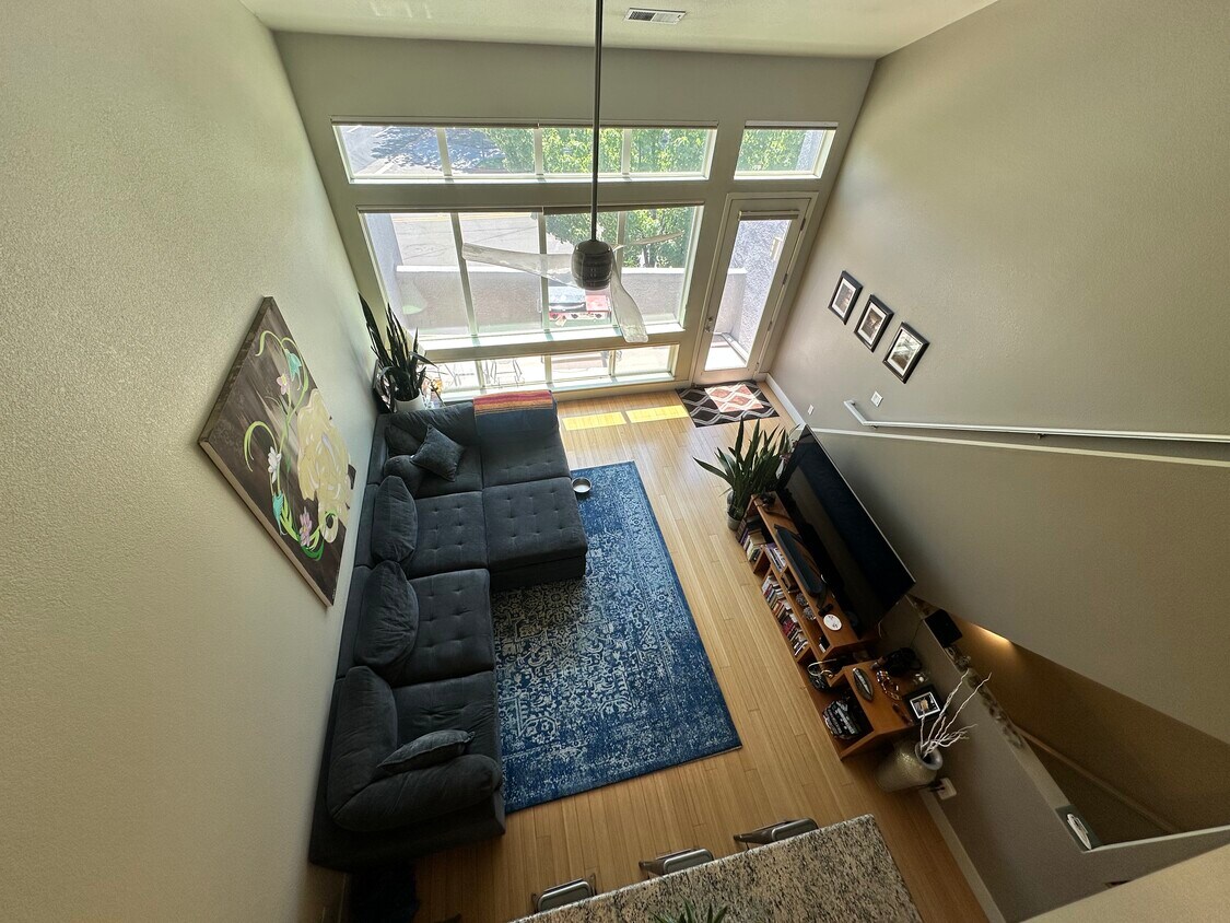Foto principal - 375 Pine St