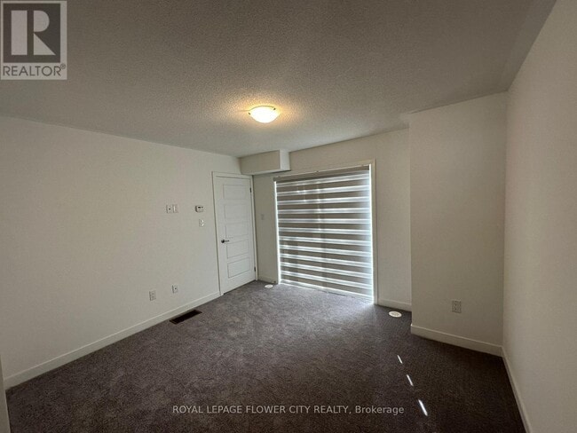 Building Photo - 14 Calloway Wy