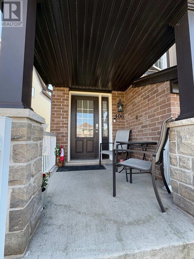 Photo du bâtiment - 406 Woodbine Ave