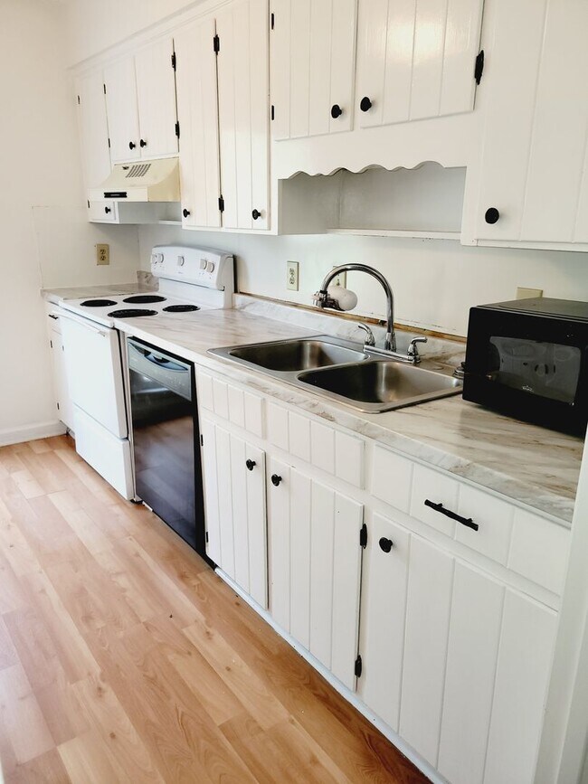 Foto del edificio - 3926 Asbury Park Ln