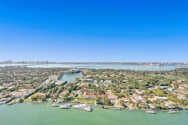 Building Photo - 4779 Collins Ave