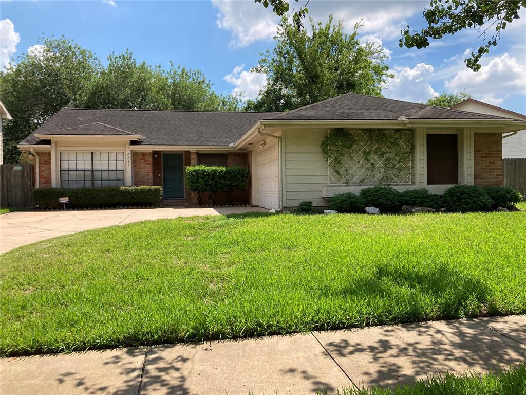 2211 Brook View Ln, Sugar Land, TX 77479 House Rental in Sugar Land, TX