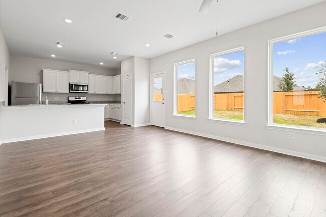 Foto del edificio - 23127 Glory Orchid Dr