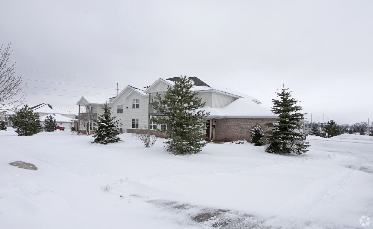 Building Photo - Walworth Ridge Apartments