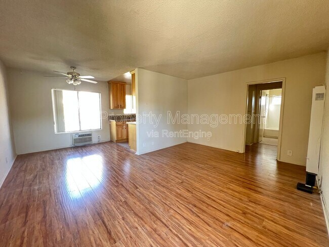 Foto del edificio - 7766 Wyngate St