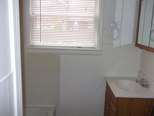 Foto del edificio - 2 bedroom home in Laurel– FREE RENT INCENTIVE