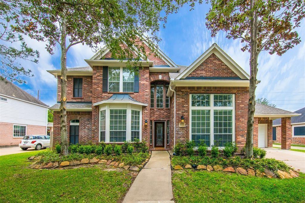 Foto principal - 2211 Merrill Hills Cir