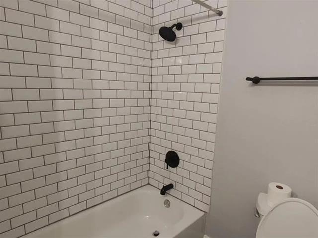 Foto del edificio - 180 Ripple Creek Dr