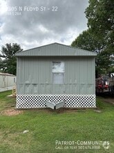 Building Photo - 1305 N Floyd St