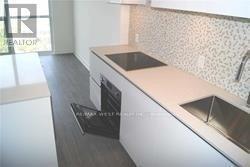 Photo du bâtiment - 1 Yorkville Ave