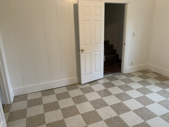 Foto del edificio - 422 E Jefferson St
