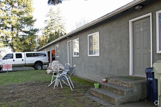 4535 - 4611 SW 175th Ave - 4535 SW 175th Ave