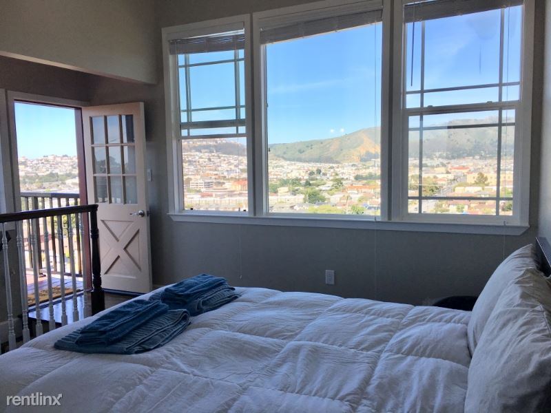 Primary Photo - 1 br, 1.5 bath Townhome - A Gilman Dr.