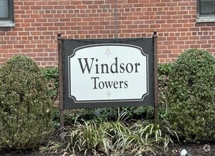Building Photo - 2 Windsor Terrace