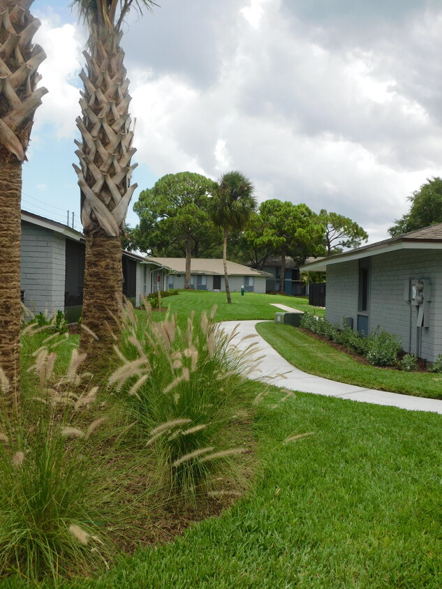 Brittany Bay Apartments Largo Fl