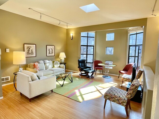 Foto del edificio - 3-Story Hayes Valley Townhome! Parking! La...