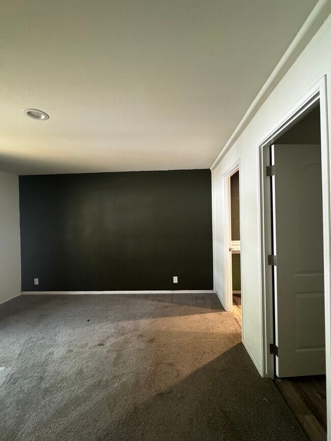 Foto del edificio - 9618 Mariner Dr NW