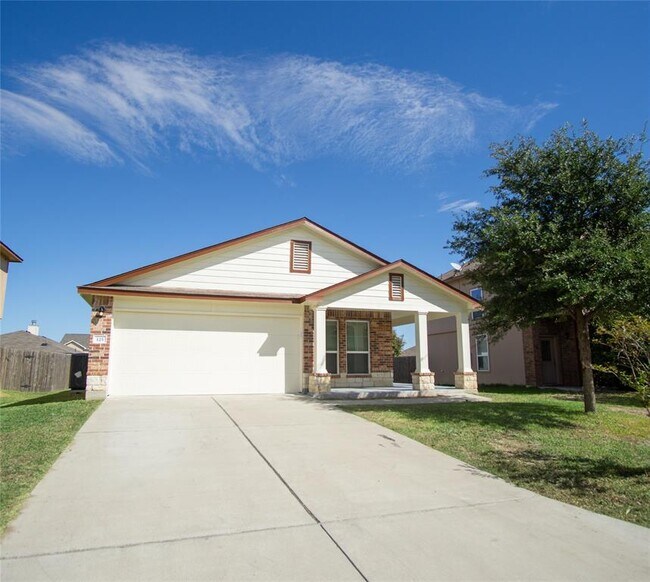 Building Photo - 125 Langtry Ln