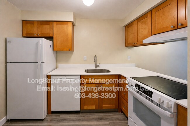 Foto del edificio - 3211 SE Wake St