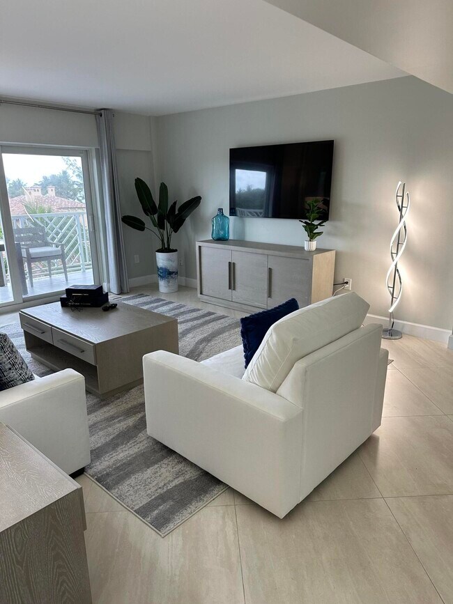 Foto del edificio - 170 N Ocean Blvd