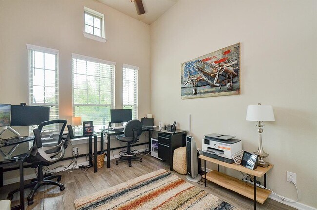 Building Photo - 27026 Golden Knoll Dr