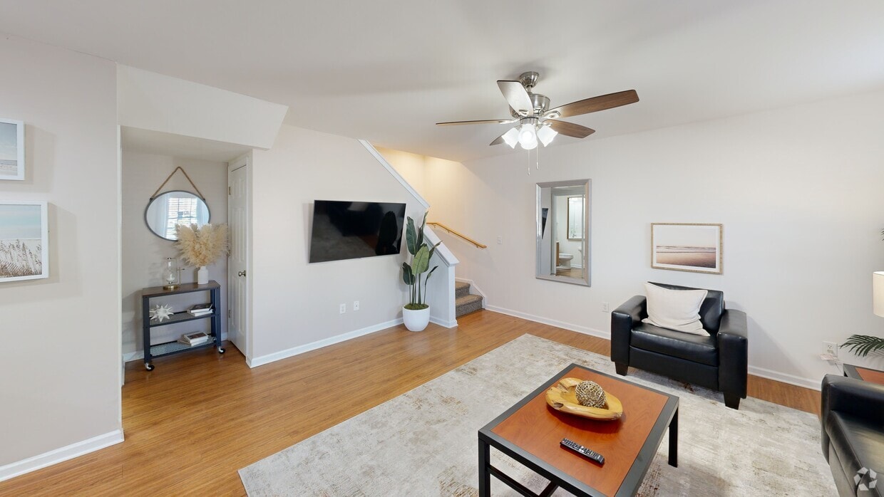 Photo - University Suites: Off-Campus Community Apartments