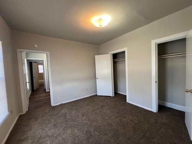 Foto del edificio - 1212 Taylor St