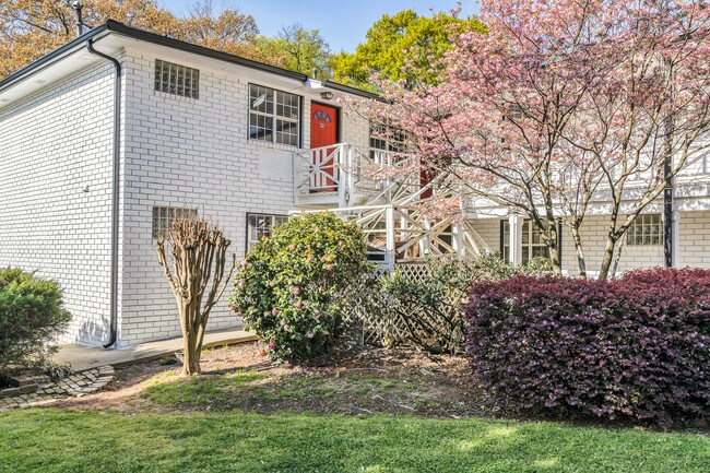 Foto del edificio - 714 Bryan St SE