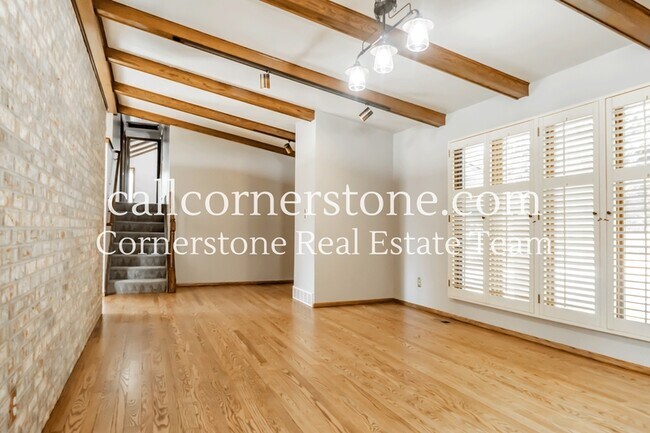 Foto del edificio - 3427 Clubheights Dr