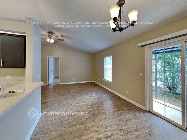 Building Photo - 9562 Sugar Hollow Ln