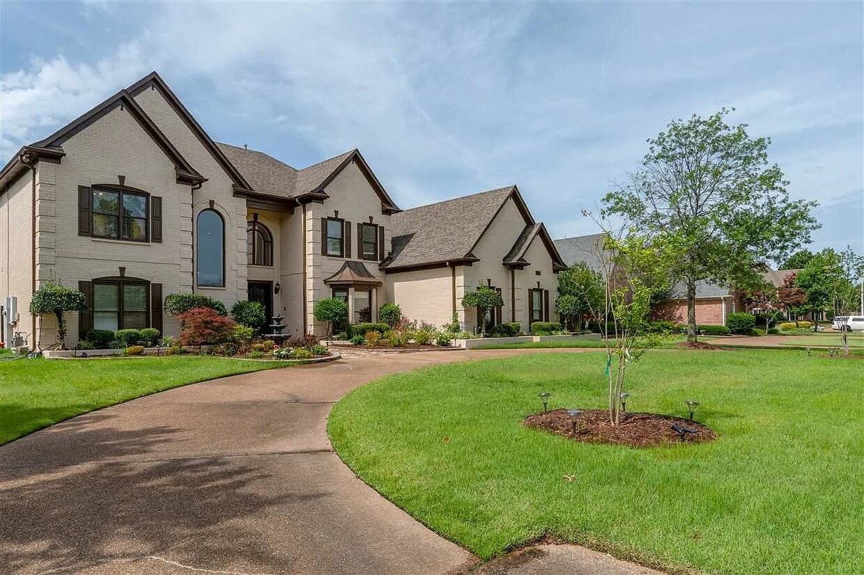 9349 Parkgate Dr, Germantown, TN 38139 House for Rent in Germantown