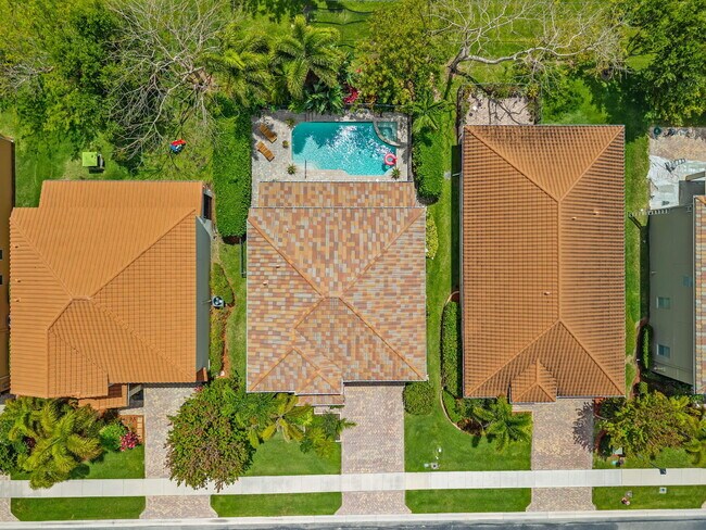 Foto del edificio - 10652 Ivanhoe Ln