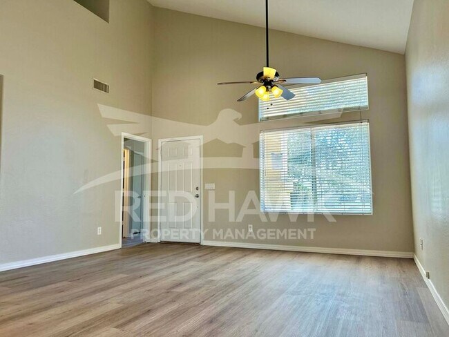 Foto del edificio - 6614 W Hess St