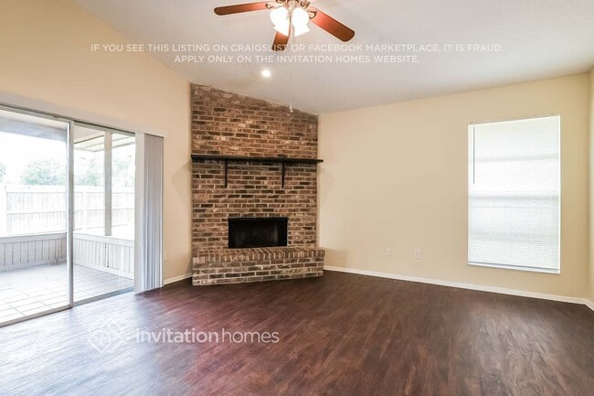 Building Photo - 1380 San Diego Ct