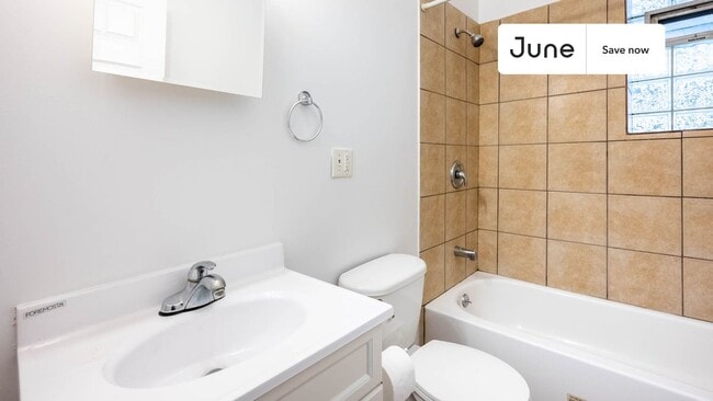 Photo - 1945 W Cermak Rd Apartment