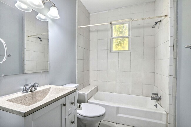 Foto del edificio - Single family home - 3 bedroom