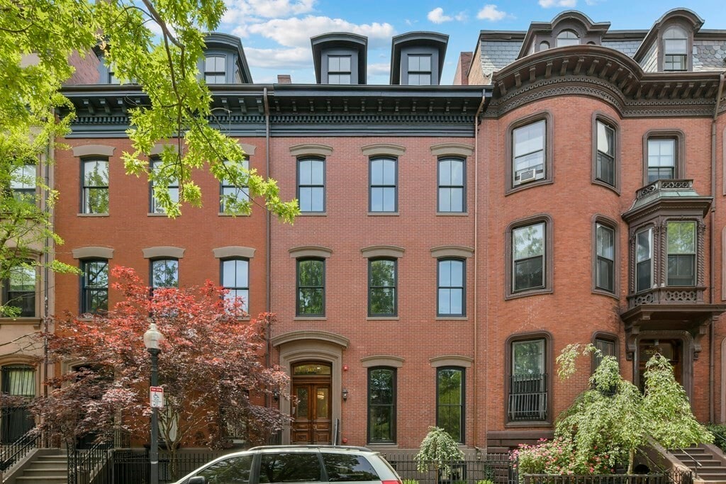 Primary Photo - 540 Massachusetts Ave