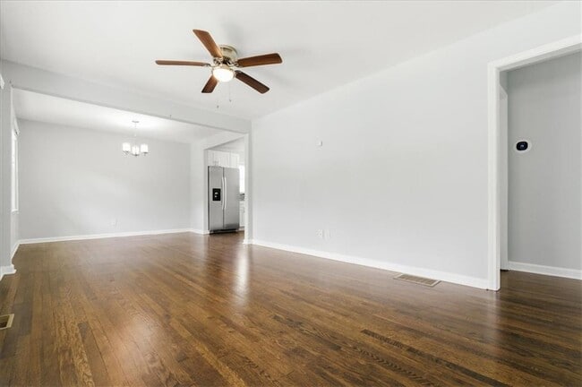 Building Photo - 2705 Lincoln Ct NW