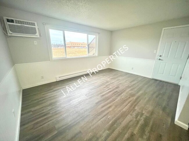 Building Photo - 1806 Parker Cir