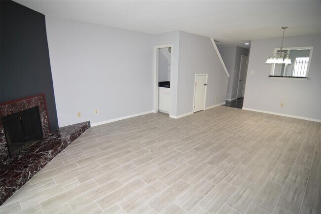 Foto del edificio - 5058 Glenmont Dr