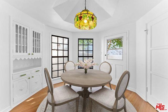 Foto del edificio - 1328 Sierra Alta Way