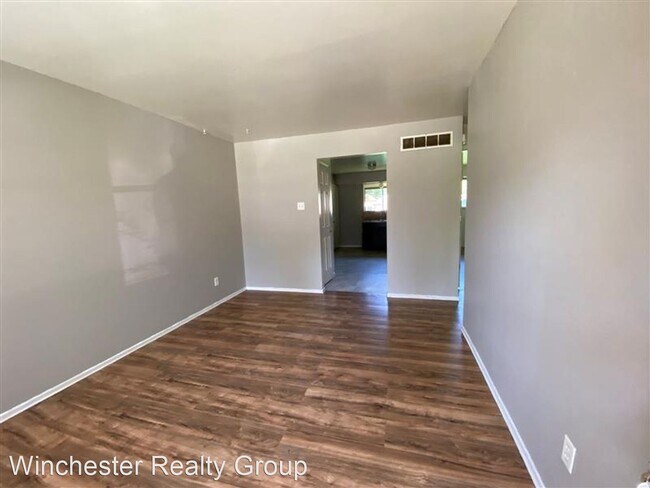 Building Photo - 2 br, 1 bath House - 3223 Buder Ct