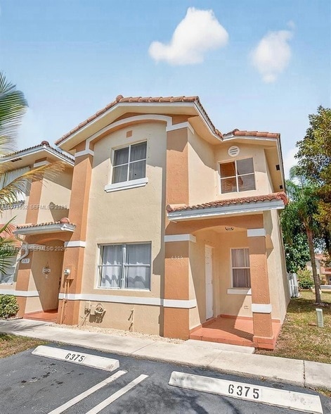 Photo - 6375 SW 139th Ave Townhome