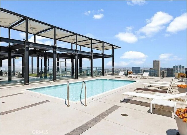 Foto del edificio - 3810 Wilshire Blvd