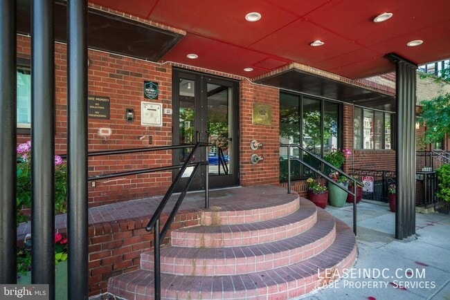 Building Photo - 1245 13th St NW